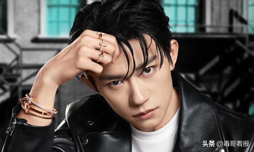 搞定这3类首饰，让你的穿搭脱颖而出