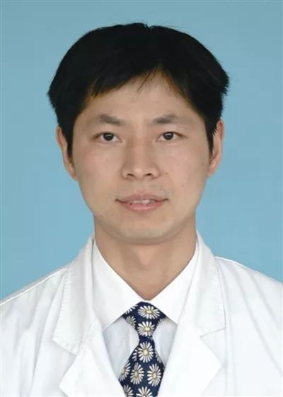 向广大患者致以新春的问候,向全国广大医务者祝贺医师节