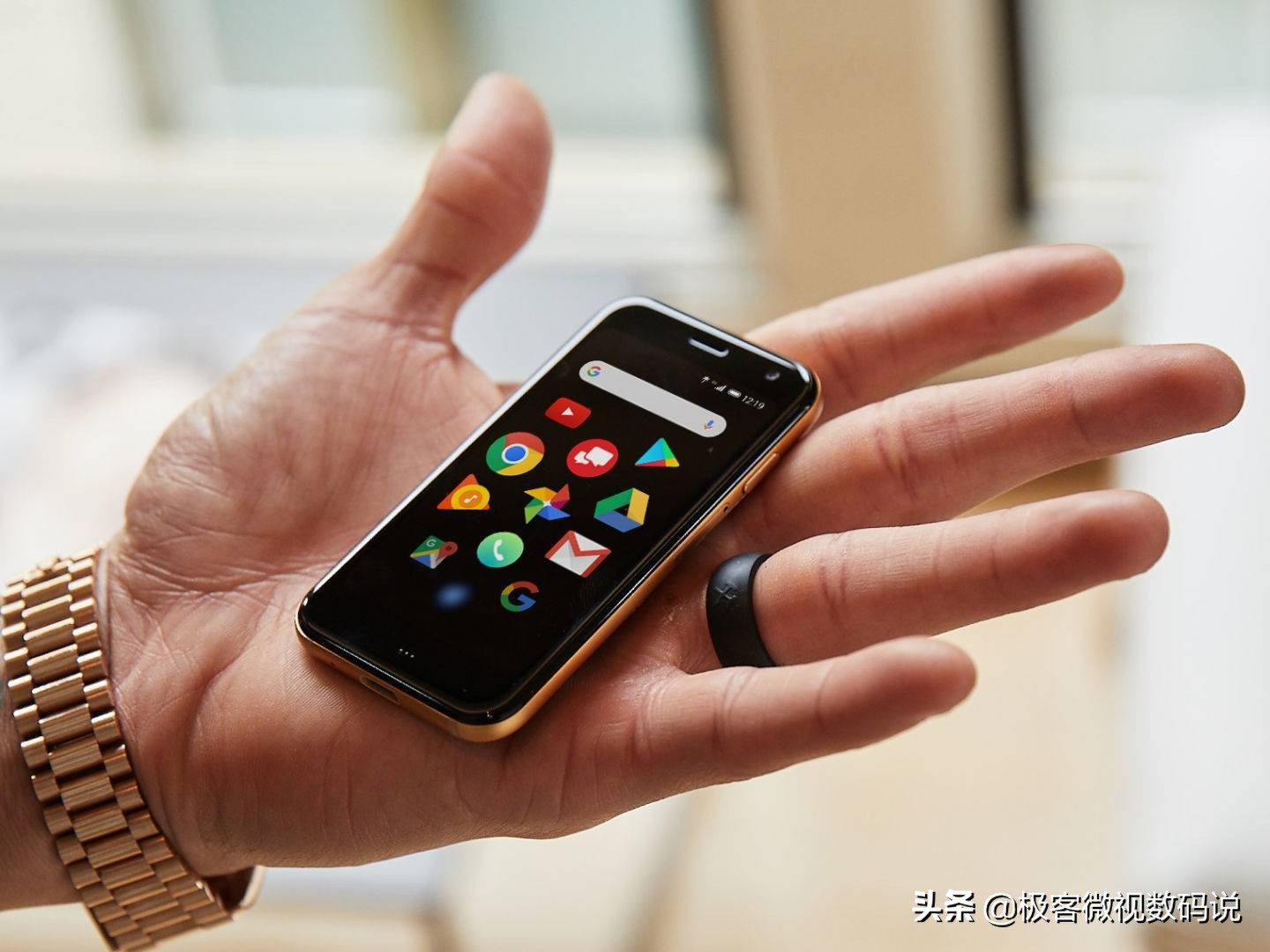 号称“小苹果”的手机到底有多强?何必苦等小屏iPhoneSE2