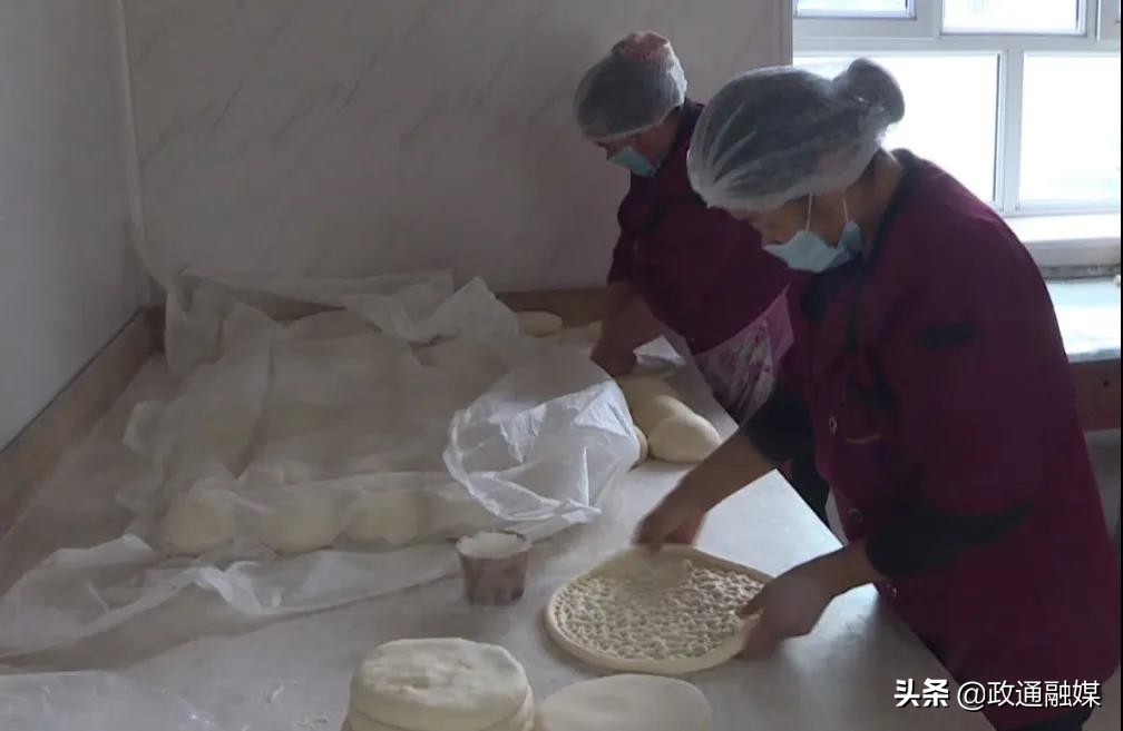 村里开手工小作坊的销路,村里开个小工厂