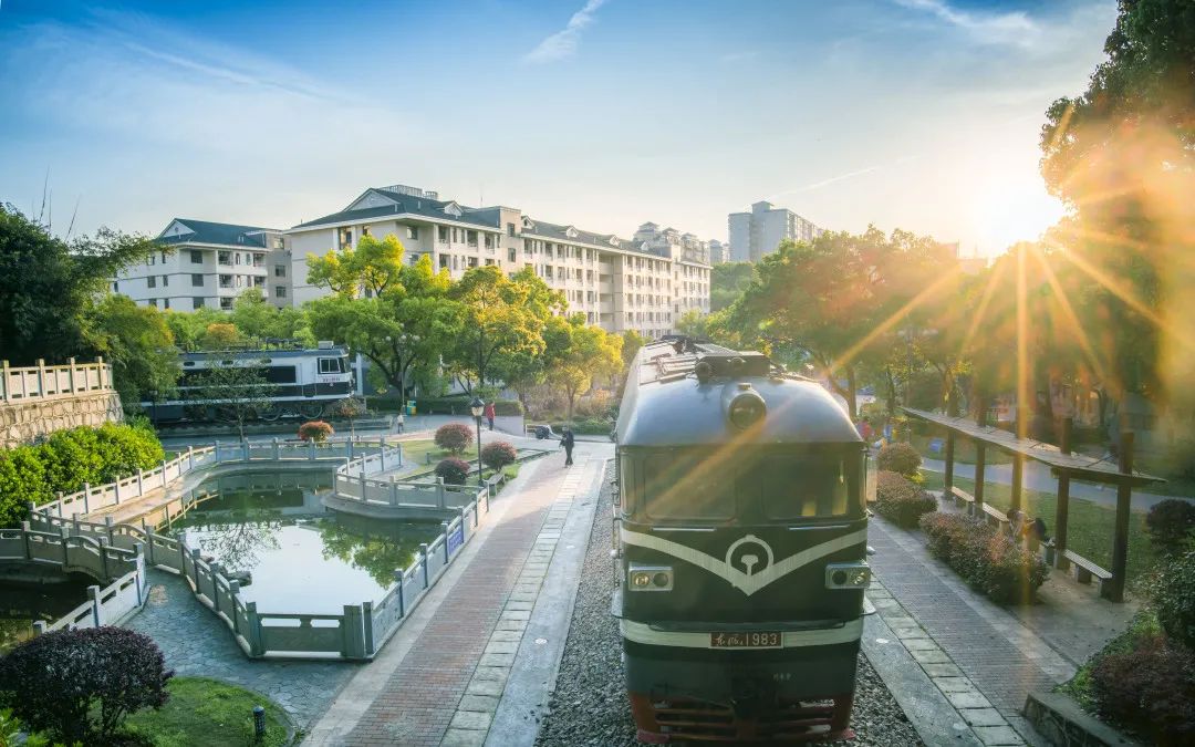 高考中南大学,高考结束来看看学生们的分数