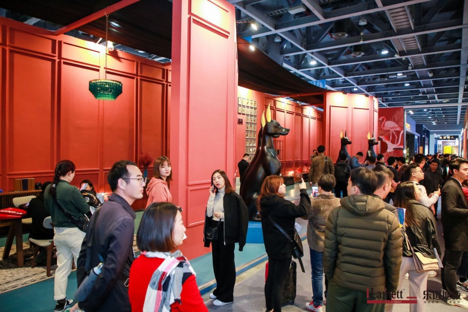 从刚需走进创意时代，Lamett乐迈地板以设计驱动，玩转跨界艺术