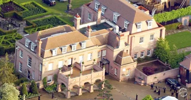 梅西内马尔c罗的家,梅西内马尔c罗豪宅