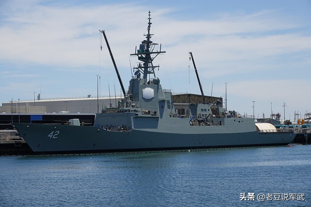 霍巴特级驱逐舰与巴赞级的区别,霍巴特级驱逐舰与052d谁强