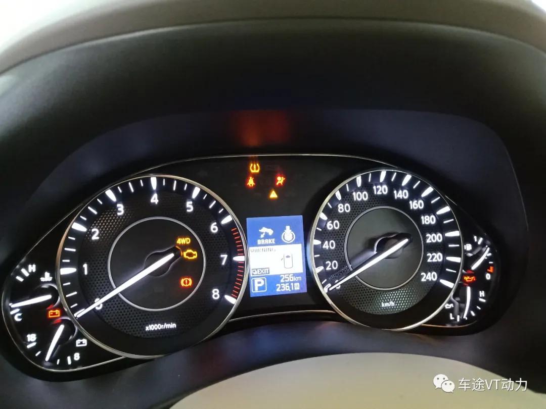 途行天下，乐在其中，不一样的途乐带你感受阿拉善英雄会