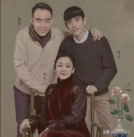 美国一纸撤侨令，章子怡、刘涛进退不得，天仙刘亦菲也得即刻启程