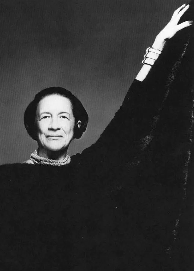 她让无知少女吃下*果禁**，从不忏悔