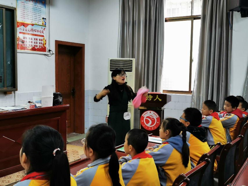 四年级上册梨花开尽春又来,梨花开尽春又来