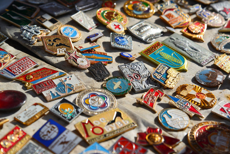 徽章烤漆工艺流程,烤漆工艺徽章优缺点