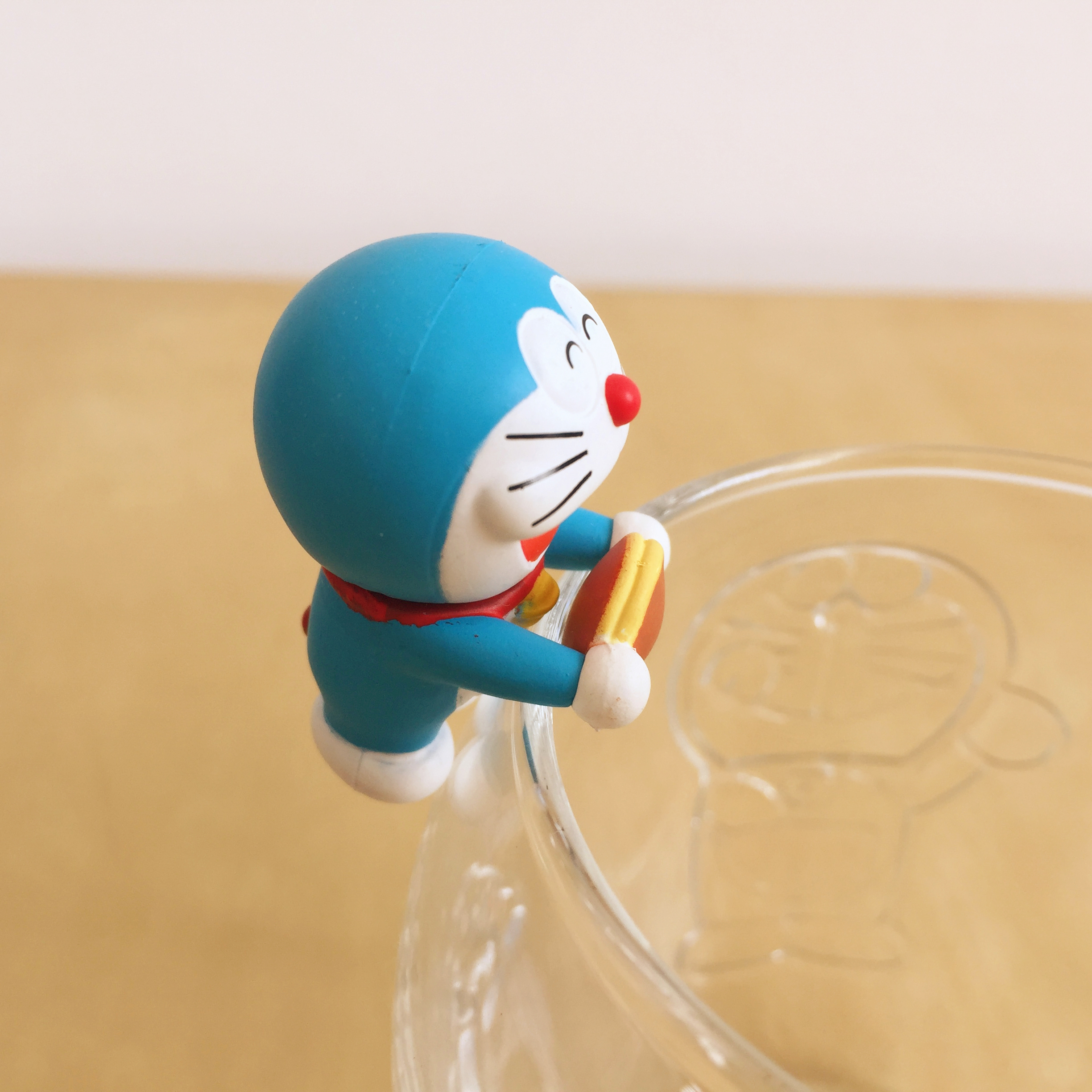 玩具测评丨PUTITTO奇谈俱乐部哆啦a梦杯沿玩偶（第一弹）