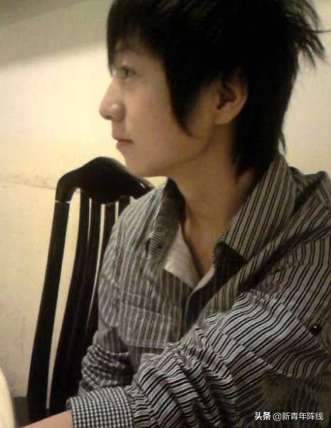 你一定从没听过这个网红名字,而他却贯穿了你们整个青春时代