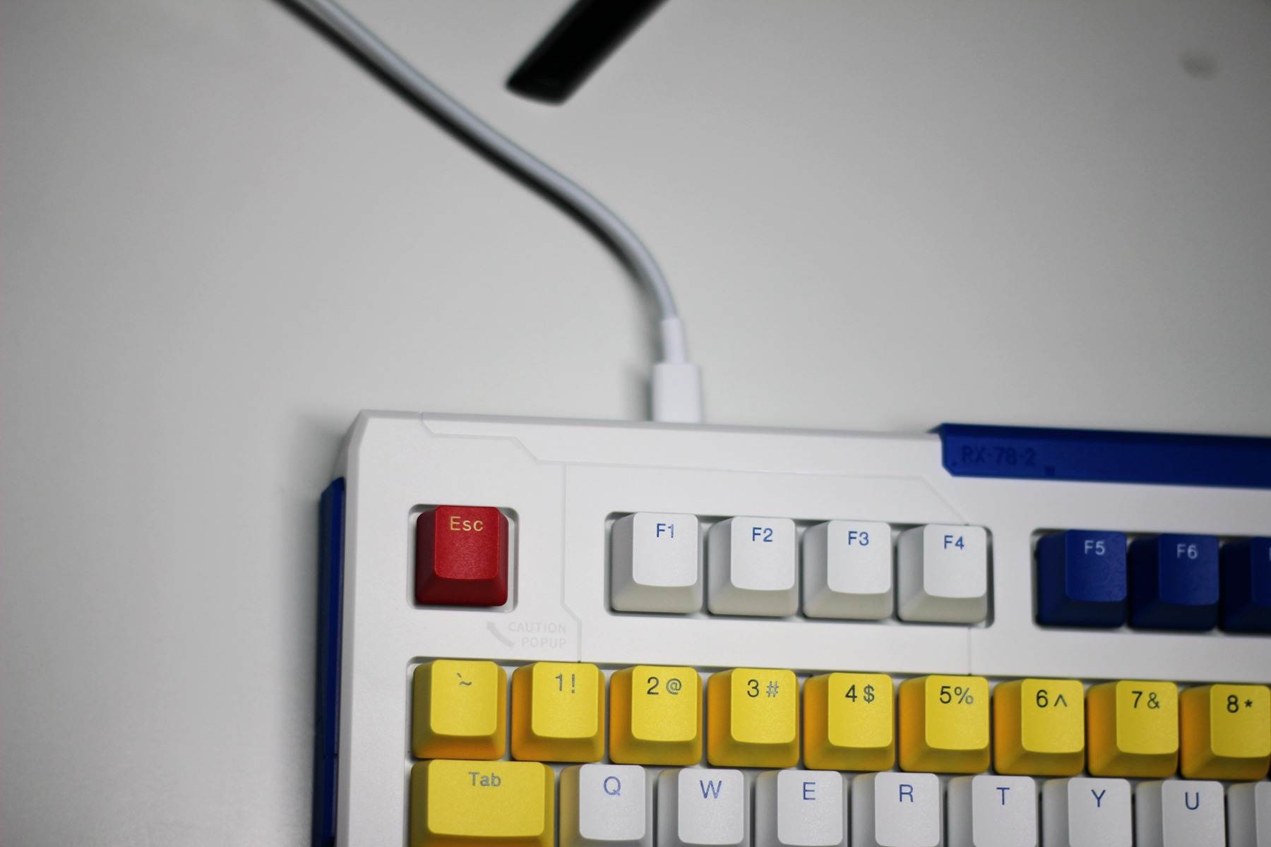 ikbc高达联名键盘,ikbc高达联名键盘2.0测评