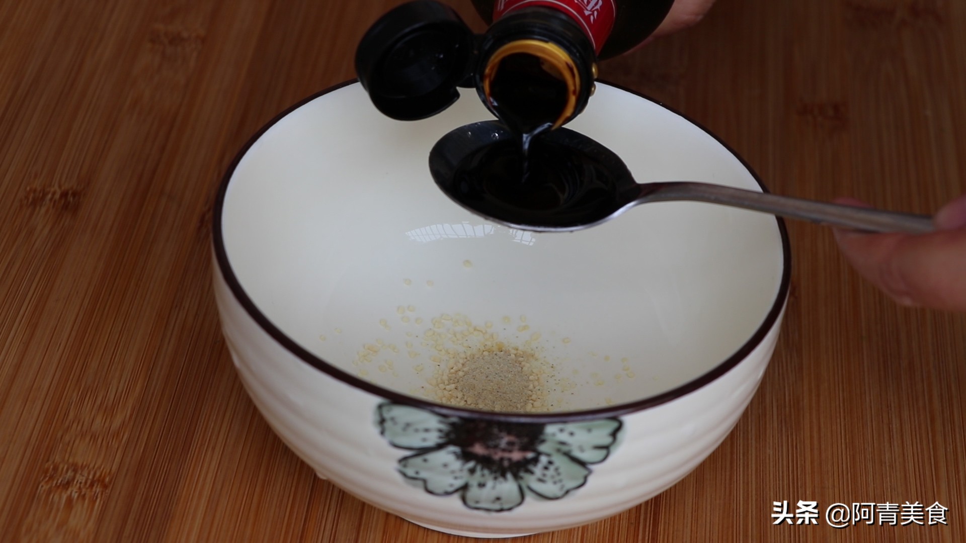 热干面在家自己调料,正宗热干面做法与配菜