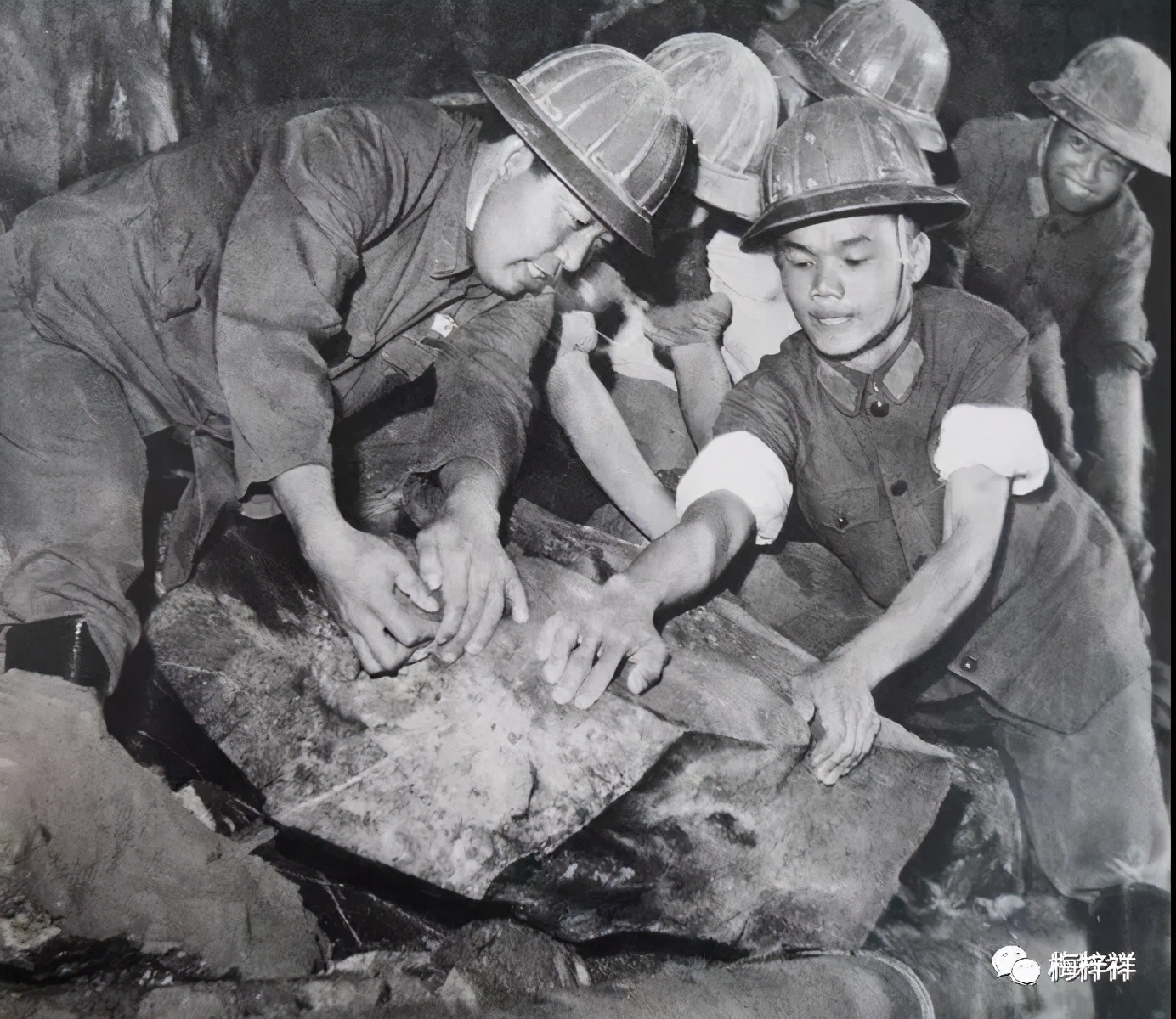 我们开掘的隧道：成昆铁路，作者：梅梓祥