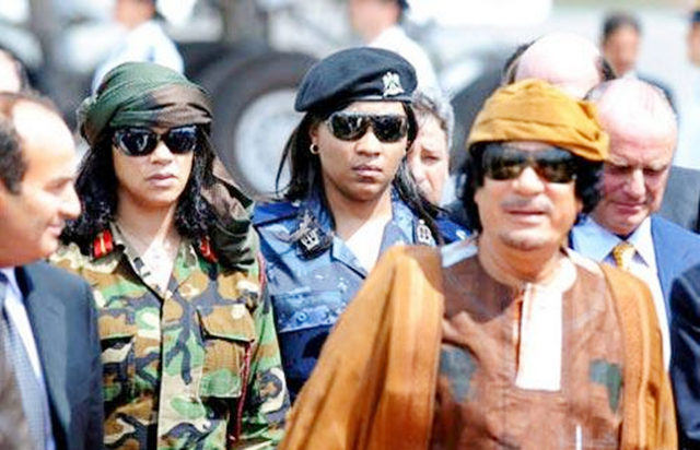 沙漠枭雄卡扎菲,沙漠狂人卡扎菲完整视频