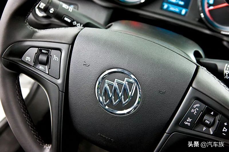 09年别克君威旗舰版路测,2011年3月别克君威2.4豪华版视频