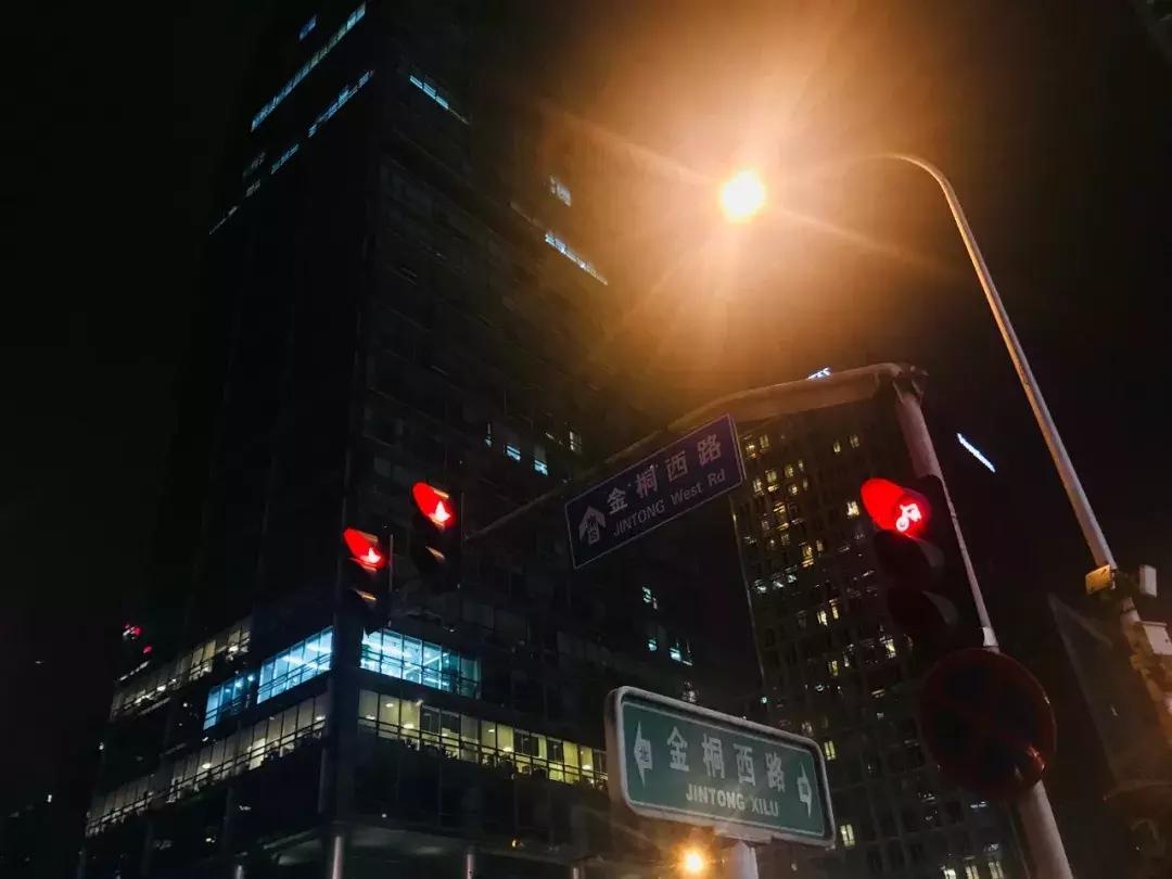 东三环“公关名媛”往事，作者也太有才了