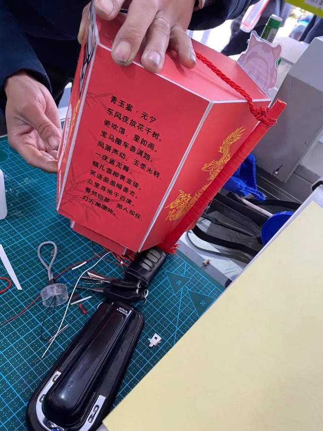 手工制作灯笼小学,手工制作灯笼酒盒