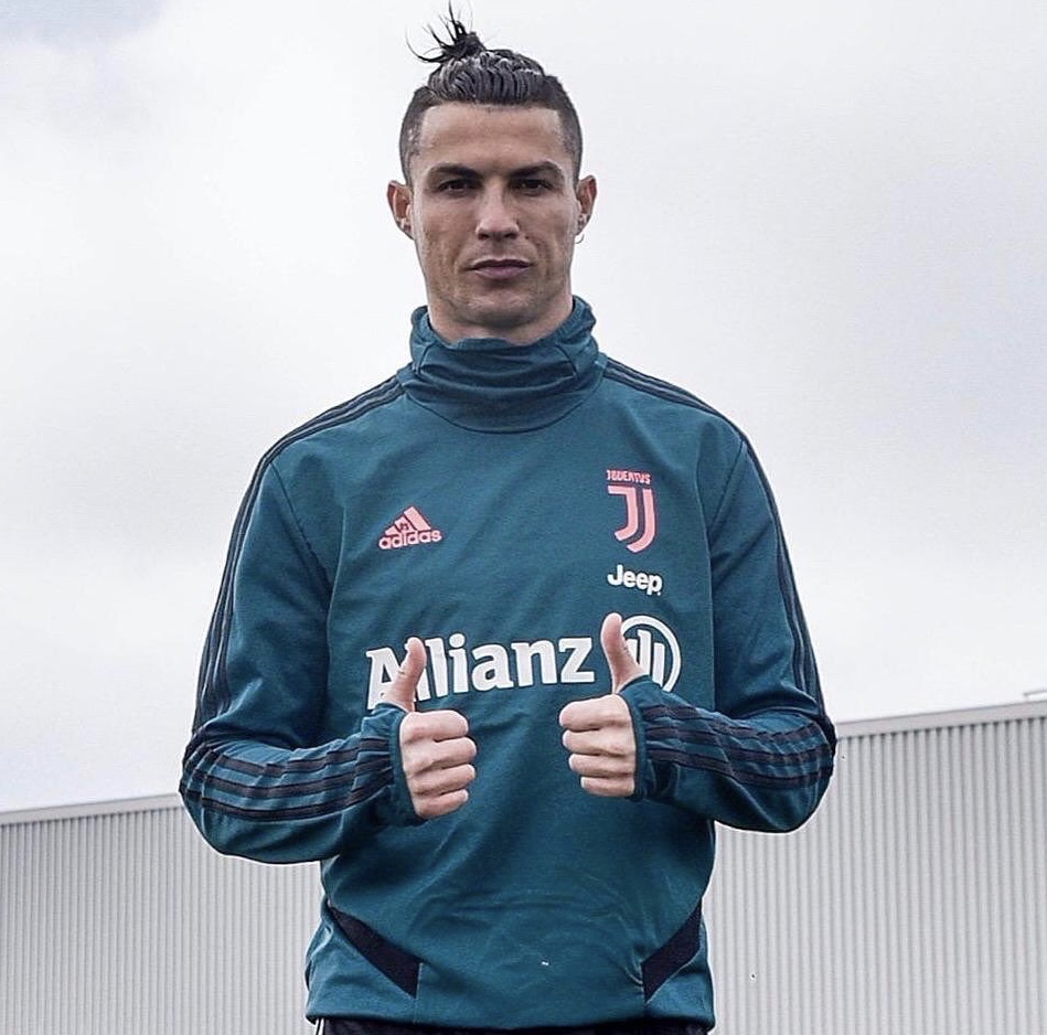 c罗第一场比赛,c罗在和ac米兰的比赛里表现如何