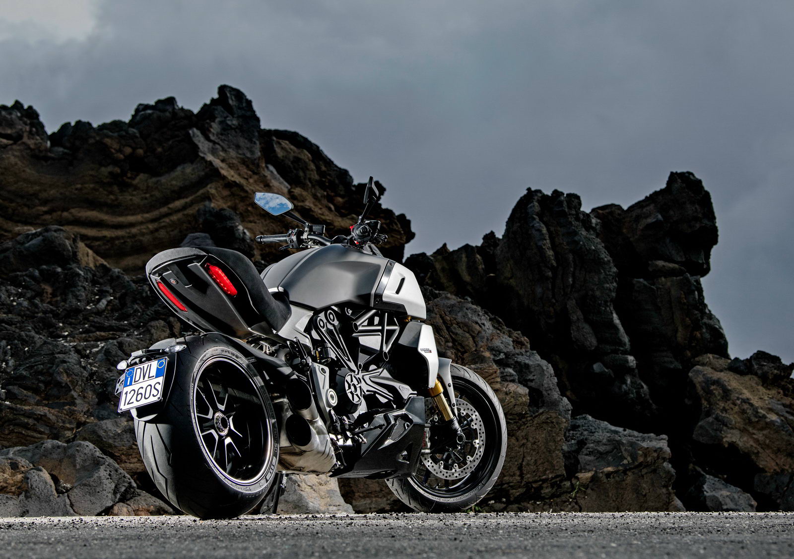 杜卡迪diavel大魔鬼1260,杜卡迪diavel1260s多少钱