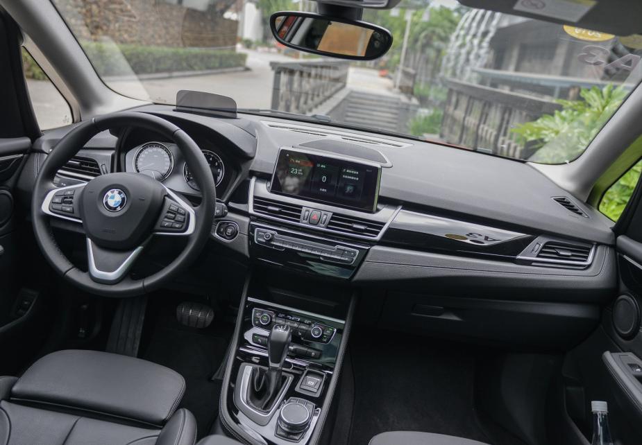 销量最差的宝马,9月月销21台,卖不过奔腾B50,网友:趁早退市