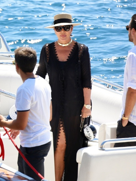 索菲亚身材美照,索菲亚年轻漂亮照片