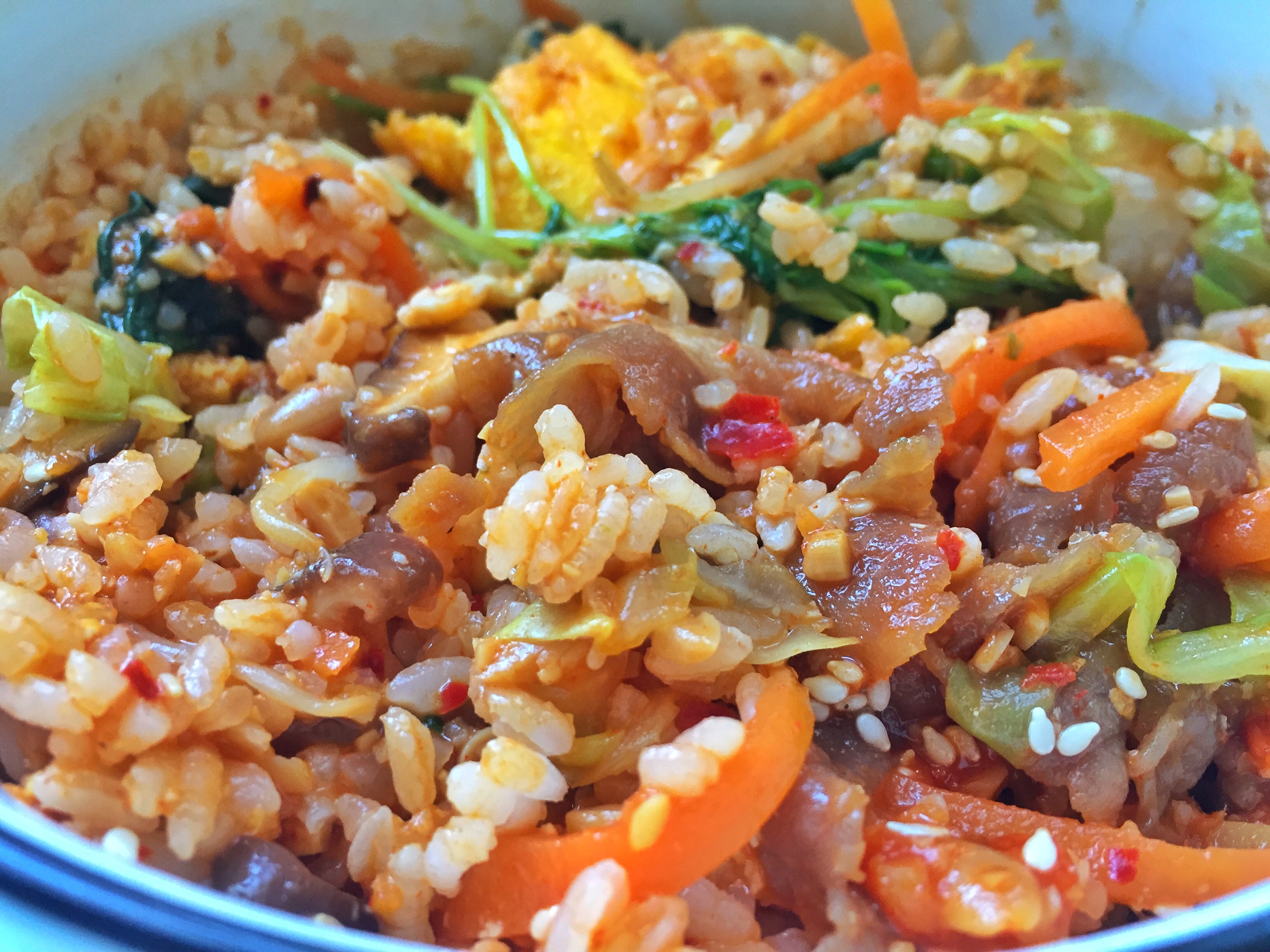 超简单的韩式拌饭超好吃美食,超级简单的韩式拌饭