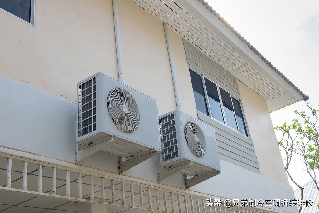 柜式空调用泡沫清洗剂怎么清洗,柜式空调怎么拆卸过滤网清洗