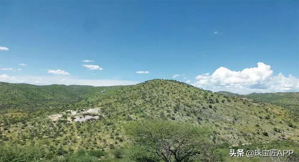 比黄金贵三倍的元素,比黄金贵3倍的金属