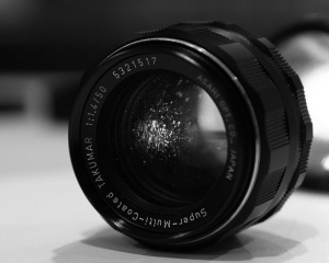 镜头维修福建,镜头发霉用什么药水消除