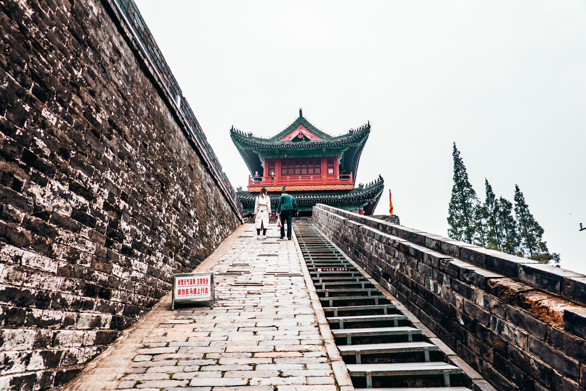 荆州古城被称为中国南方的什么,为什么荆州不在十大古都之中