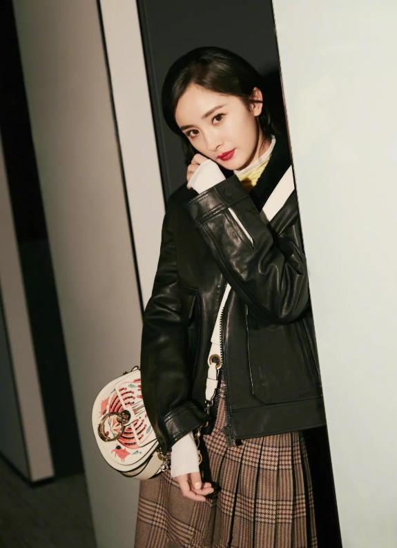 杨幂、唐嫣、古力娜扎人手一只、自带C位效应的CHLOE是什么牌子?