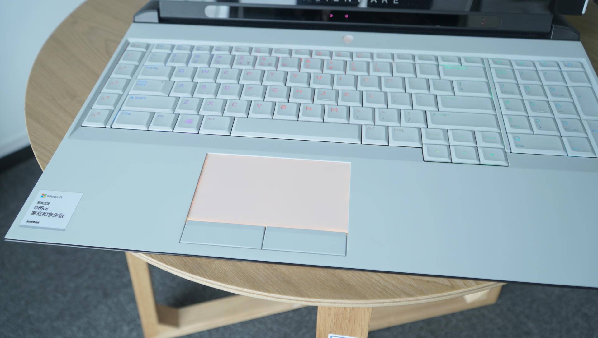 外星人51mr2对比51m详细评测,外星人51m和新款51m