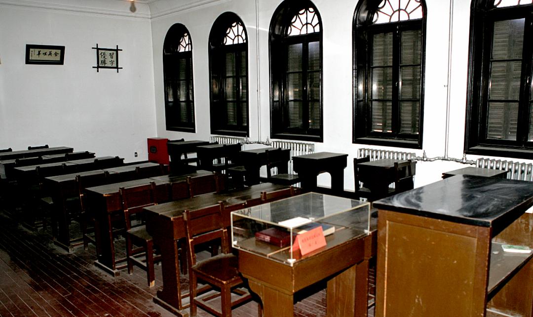 重庆南开中学在全国排名,南开中学很有名吗