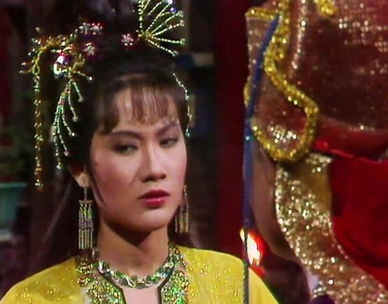 香港影星摇篮有两个,亚视艺员培训班也有很多大腕,黎明领衔