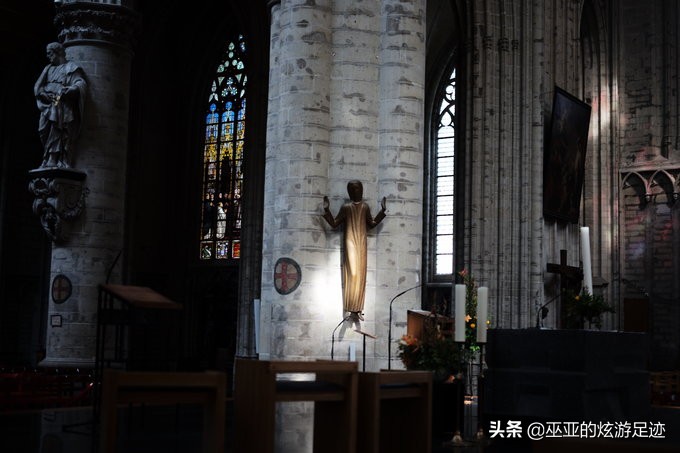 琚獕涓烘娲查閮界殑甯冮瞾濉炲皵 (娆ф床棣栭兘甯冮瞾濉炲皵)