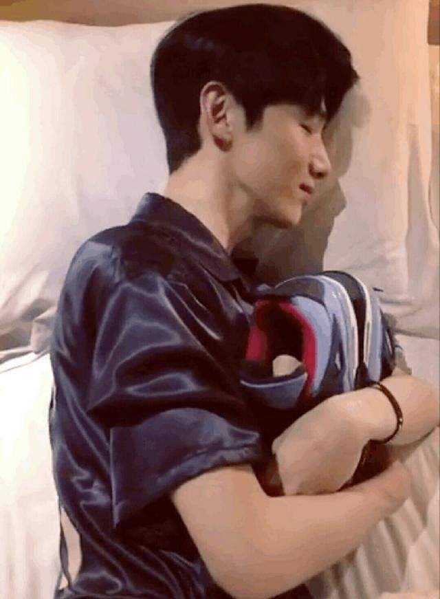 球鞋清洗剂哪个最好用,什么球鞋清洗剂最好用