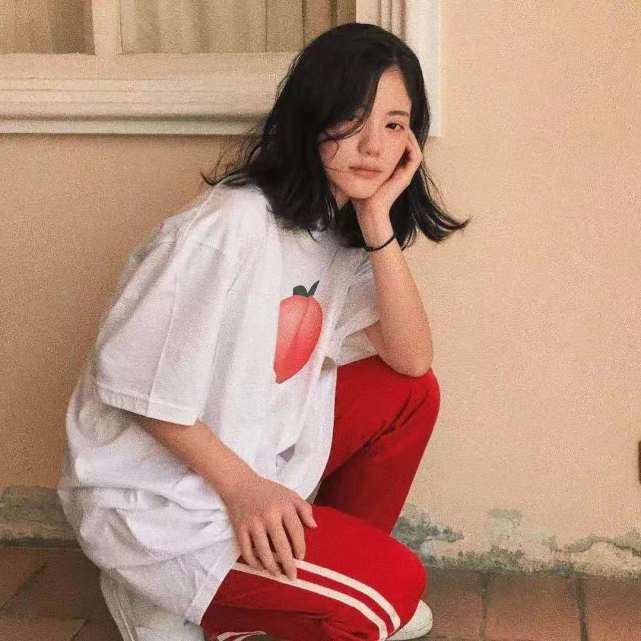 t恤穿起来不好看,穿t恤的5种穿搭技巧