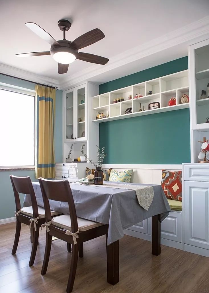 餐厅装卡座到底好不好,餐厅用什么卡座最合适