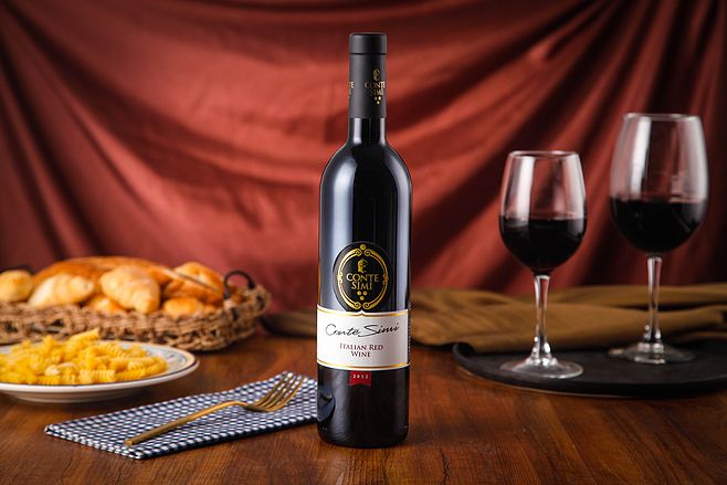 徒手开红酒木塞小技巧,开红酒的正确方法视频教程