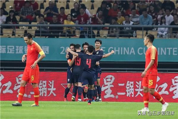 闪耀马来西亚！国奥队连续2场打出网球比分，狂轰13粒进球0失球！