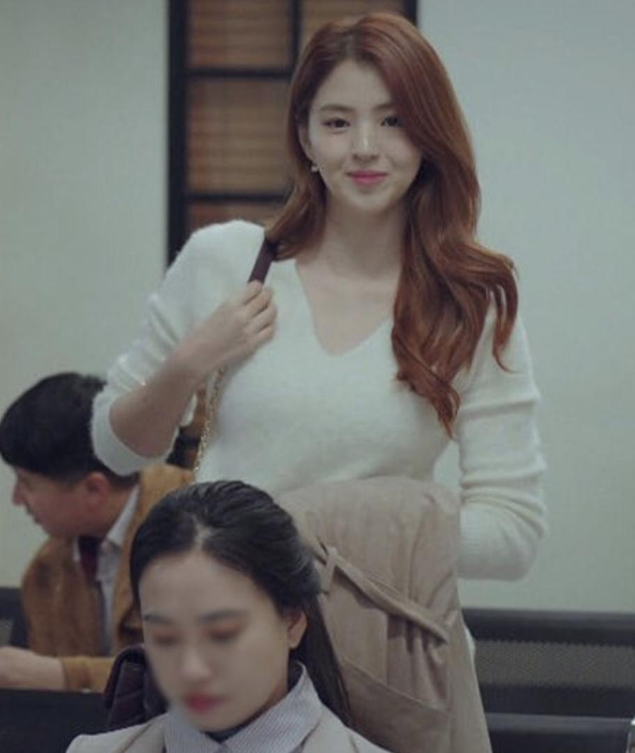 世上怎么有这么讨厌又这么美的女二？居然还这么种草