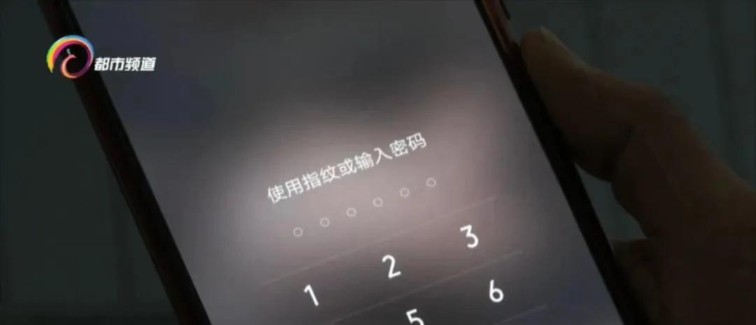 在公交车上丢了东西该去哪里认领,在公交车上丢了东西打哪个电话