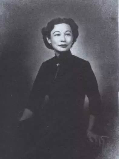 郭婉莹：优雅是唯一不会褪色的美，就算刷马桶、抓奸也要活成诗