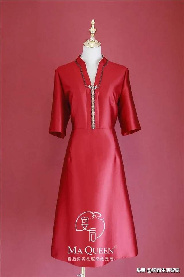 参加女儿婚礼妈妈服装,婚礼妈妈服装高档优雅时尚