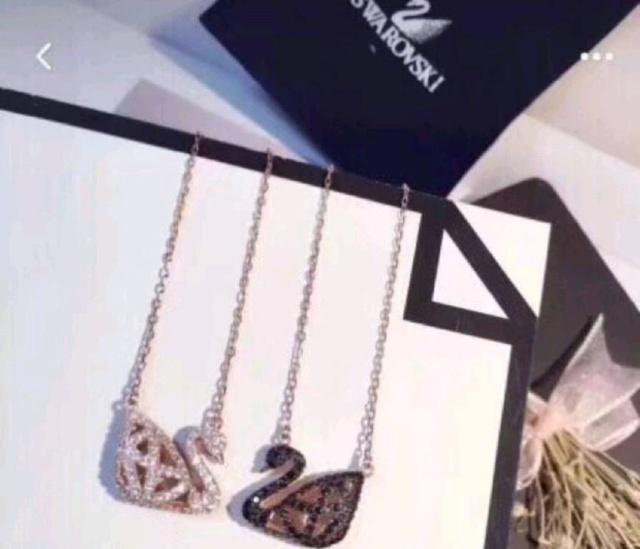 施华洛世奇天鹅项链怎么查询真假,施华洛世奇天鹅项链的寓意是什么