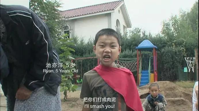 用体罚、殴打“治疗”抑郁症的游学营,把一群孩子逼到自杀了