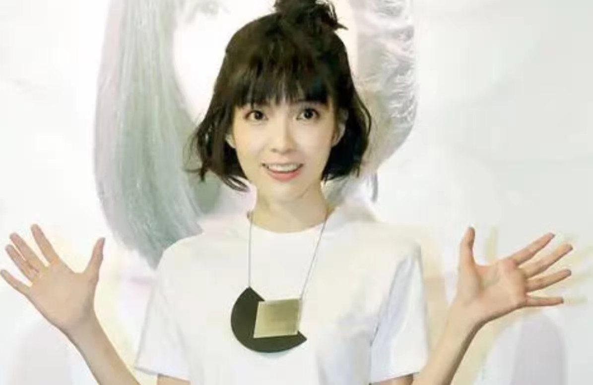 关于郭美美的事件,郭美美个人事件