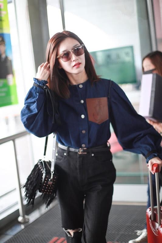 江疏影穿高筒靴配光腿神器,江疏影穿袜子视频教程