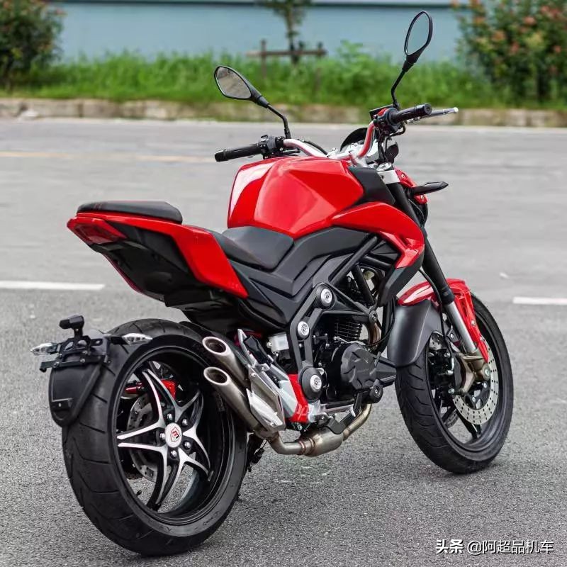 阿超摩托精品二手机车,国产单摇臂复古摩托车